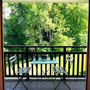 https://studio-la-piste-4.hotels-rhonealpes.com